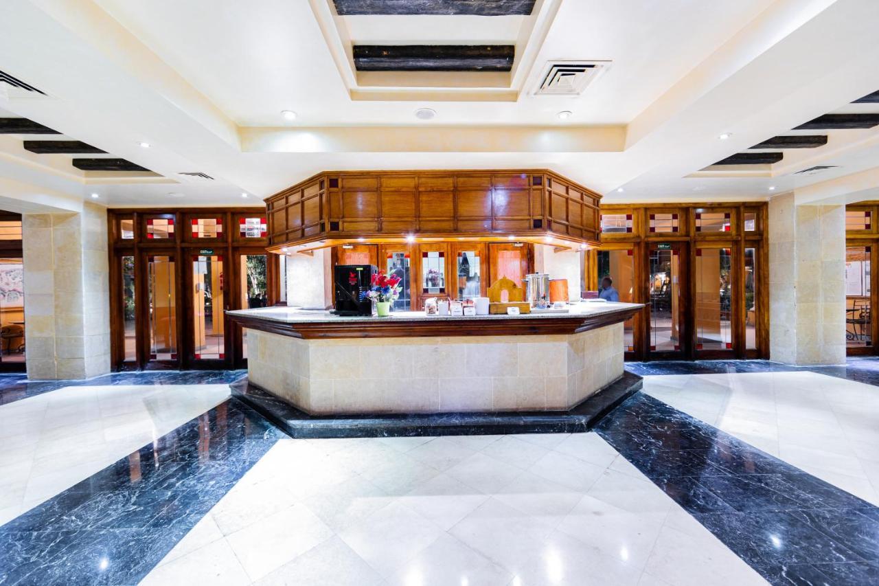 The Grand Resort Hurghada Exterior foto The lobby of the hotel
