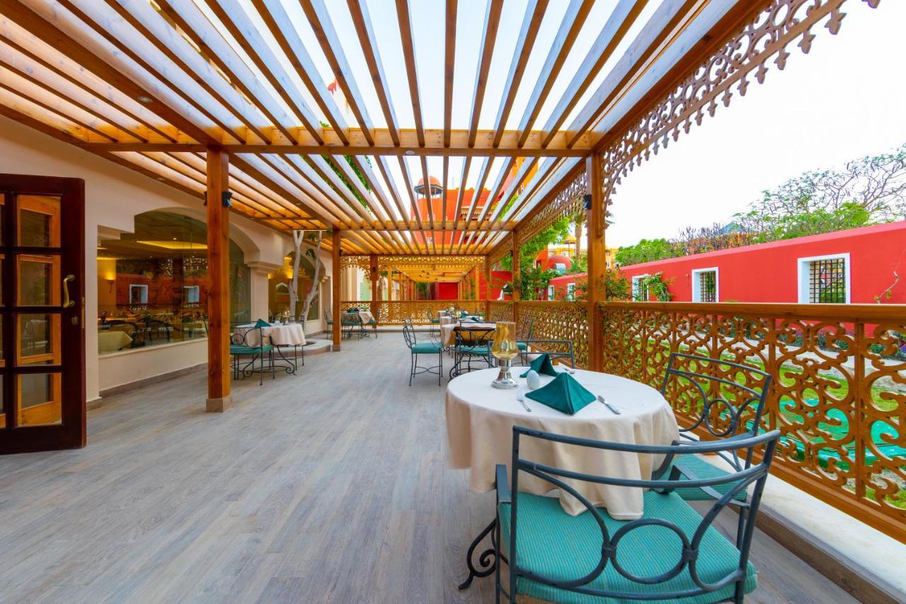 The Grand Resort Hurghada Exterior foto The Terrace at the Taj Bengal