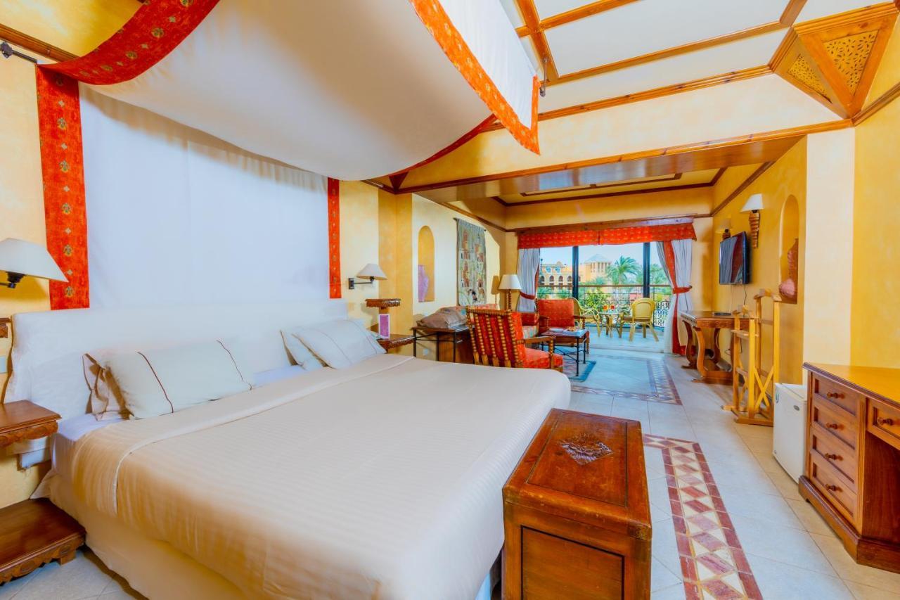 The Grand Resort Hurghada Exterior foto A room at the hotel
