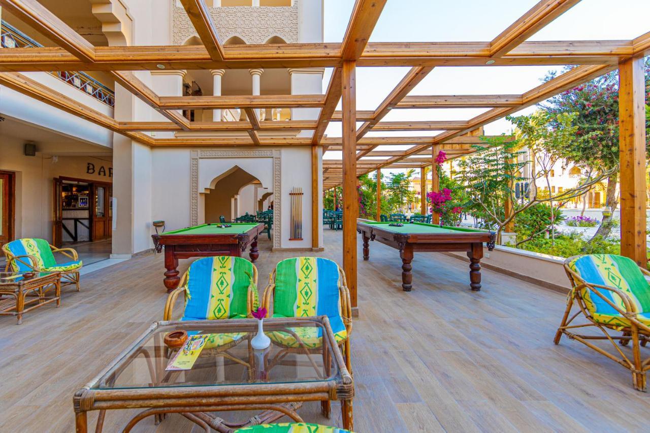 The Grand Resort Hurghada Exterior foto The pool table at the hotel