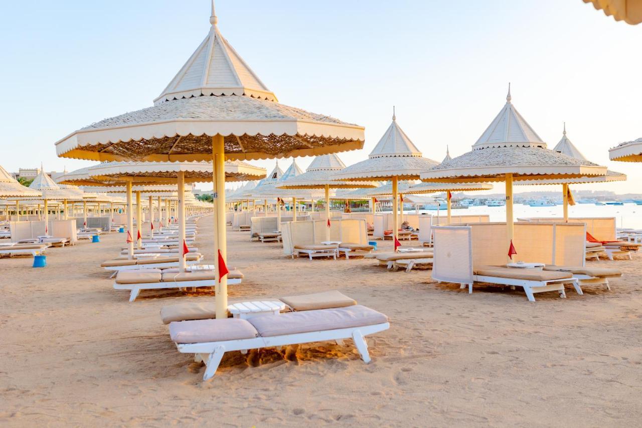 The Grand Resort Hurghada Exterior foto El Alamein beach