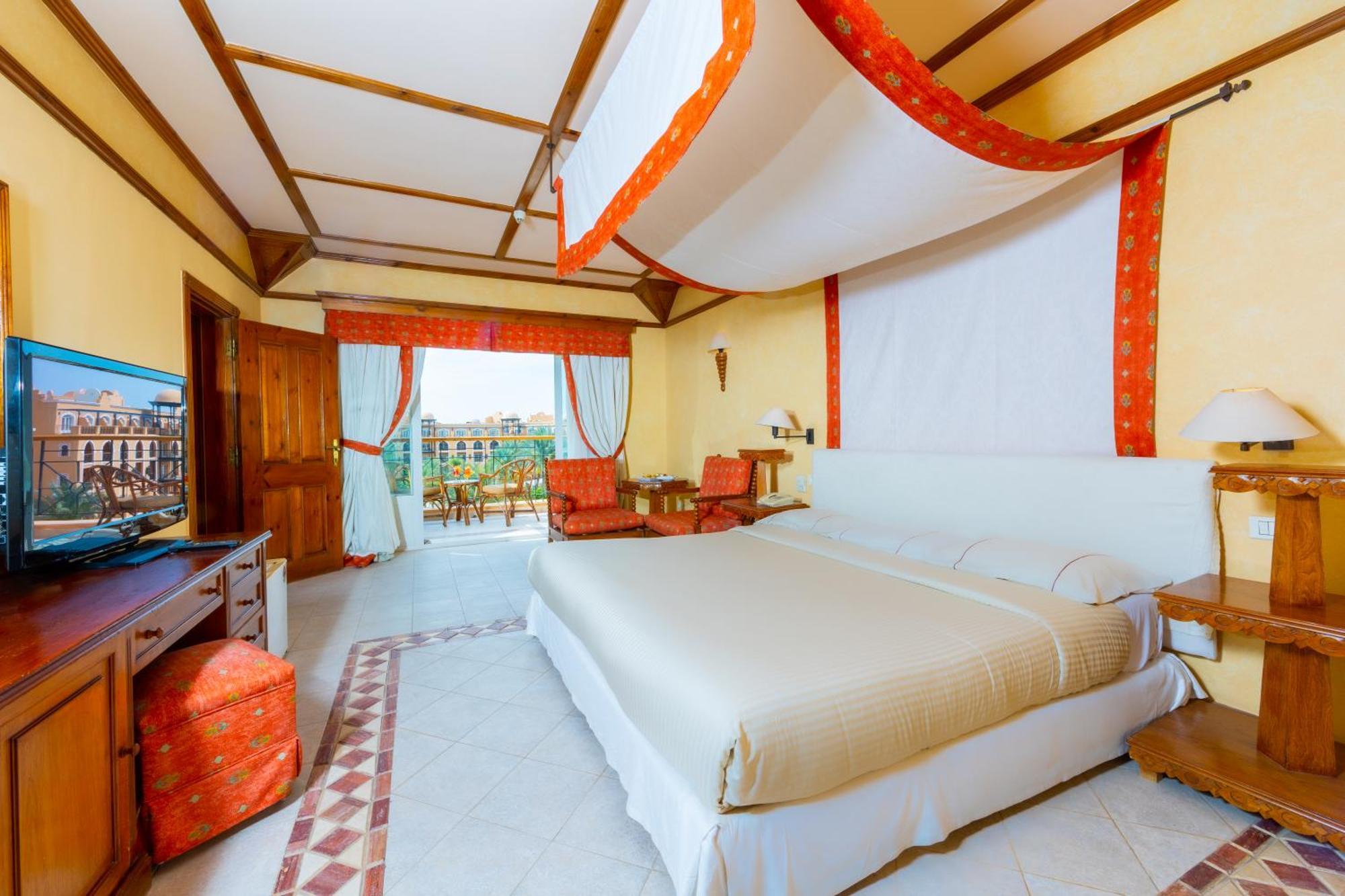 The Grand Resort Hurghada Exterior foto A room at the hotel